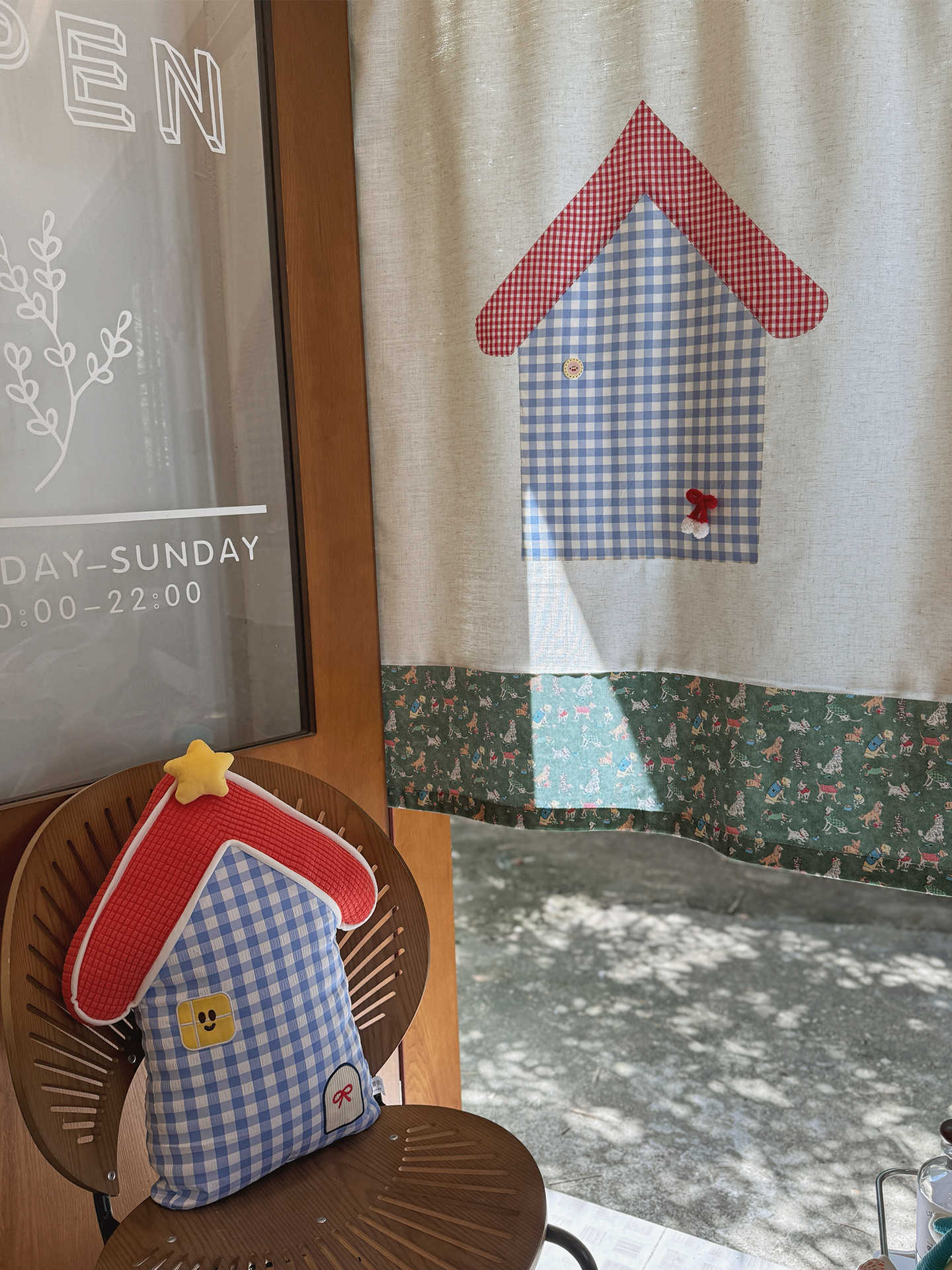 ม่านประตูโนเร็นลายตาราง VIKAMA - Commercial Window Printing บทวิจารณ์และราคา
